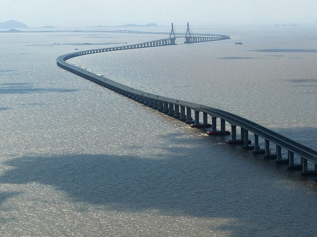 Đông Hải, cây cầu vượt biển đầu tiên trên thế giới