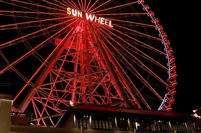 Sun Wheel là một trong những trò chơi cảm giác mạnh được yêu thích nhất ở Asia Park