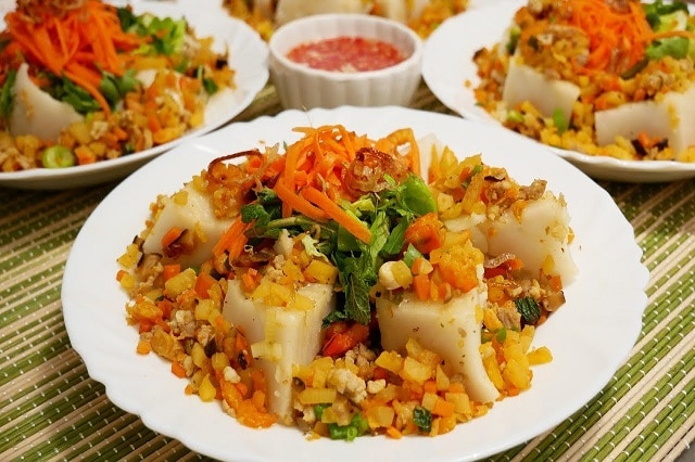 Mua vé máy bay Tết đi Hà Nội thưởng thức món ngon